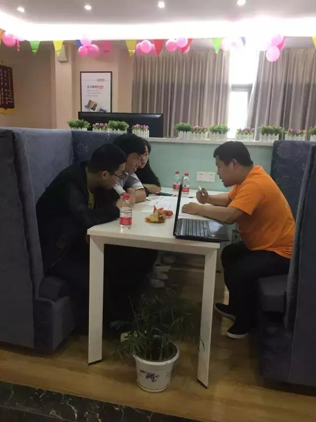 有家公司在今天被见证