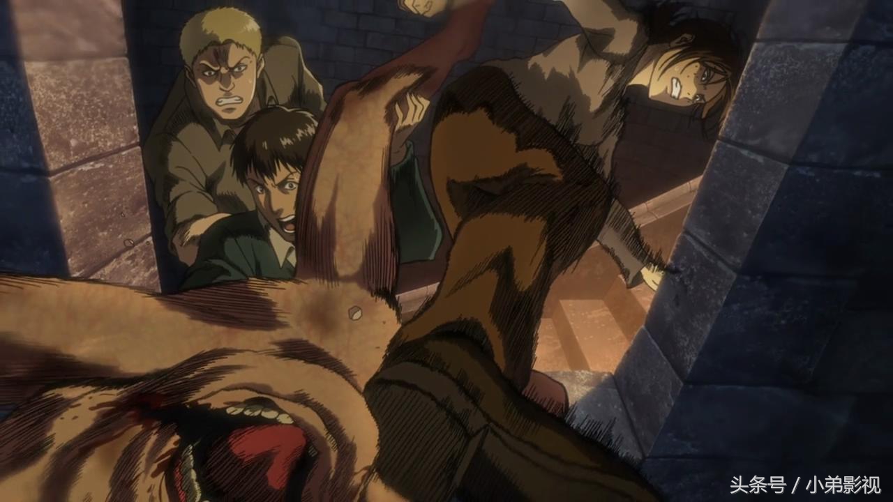 《进击的巨人》第二季04，莱纳舍身救柯尼，尤弥尔化身巨人