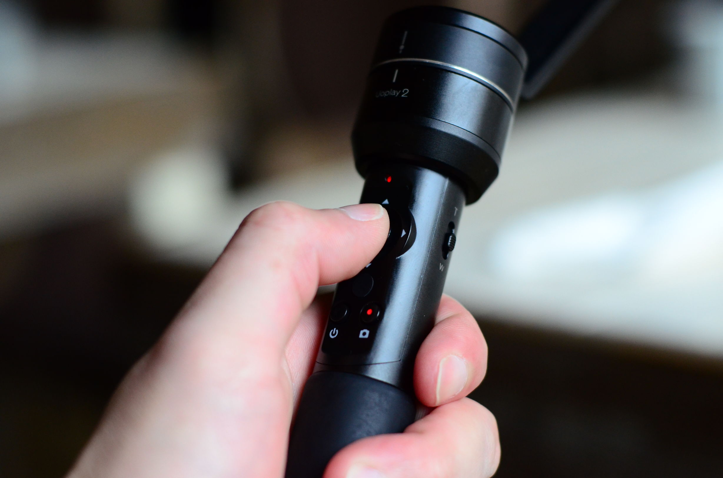 悠拍助力帕金森患者拍出不一样的视频！悠拍手机稳定器上手！