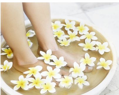 脚上起水泡与脑出血后遗症有关么,洗脚城突发脑出血案例