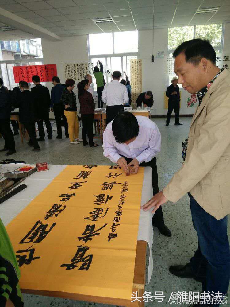 书法名家进校园传统文化润心田,传统文化书画进校园