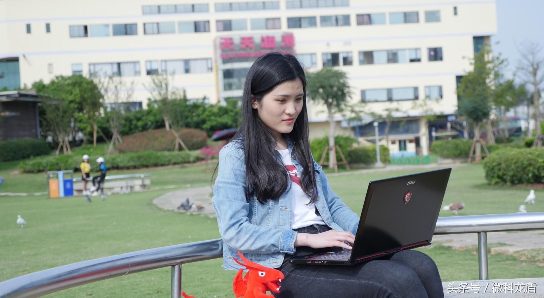 微星超薄游戏本,最薄游戏本