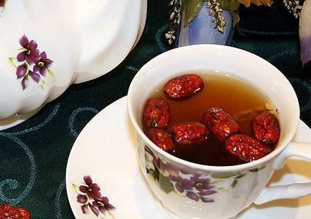 用哪些泡茶对心脏肝有好处,降压养肝护心脏茶