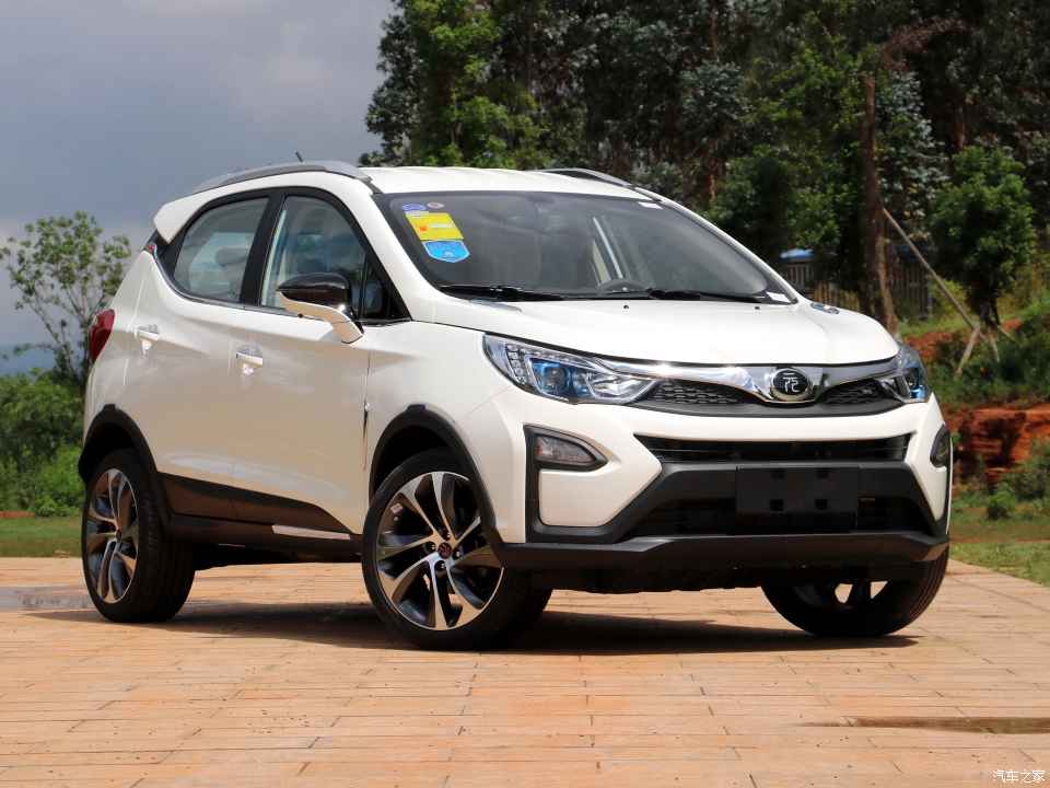 16款比亚迪宋1.5t盖世版,比亚迪宋混动1.5自吸和1.5t哪个好