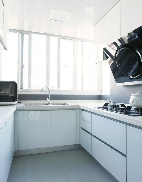 120平米10万轻奢风装修,年轻装修风格100平