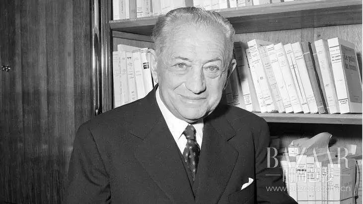 不服不行!你每天用的90%的化妆品竟出自这5个男人之手!