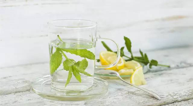 *褐斑黄**、乳腺癌都源自不开心!沏一杯能让你开心的“解郁茶”