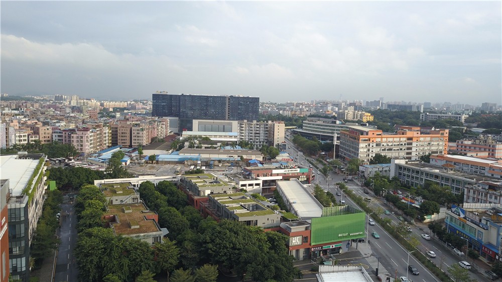 大疆无人机精灵4无人机深度评测,大疆精灵4飞行评测