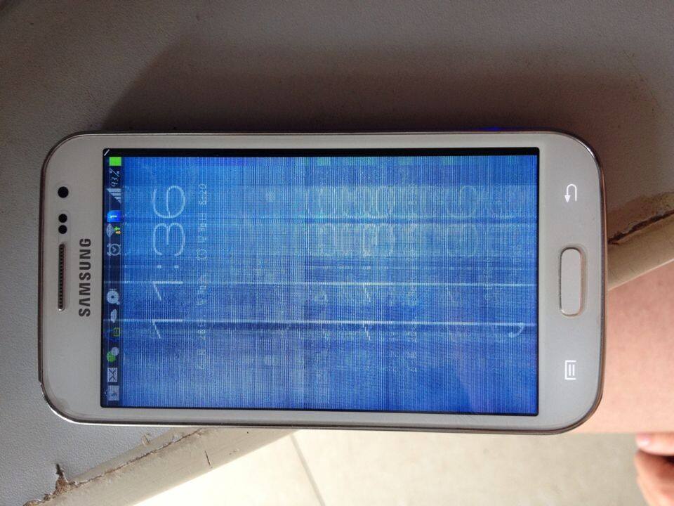 三年手机碎屏有必要修吗,现在手机碎屏几率小很多