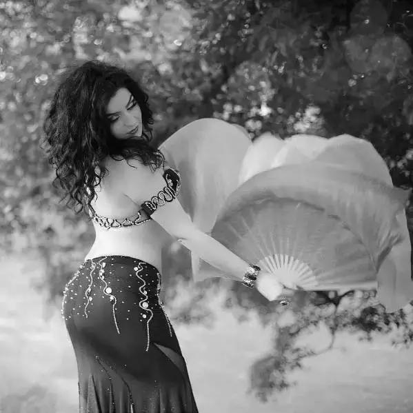 肚皮舞有什么感觉,肚皮舞个人形象照图片