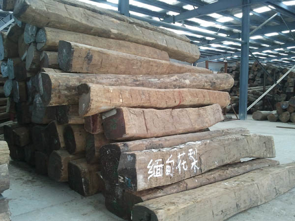 大果紫檀俗称叫什么,红木大果紫檀哪里的比较好