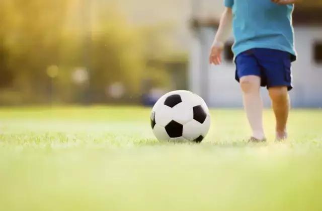 父母正确的引导会影响孩子的一生,这些事让孩子越早知道越好