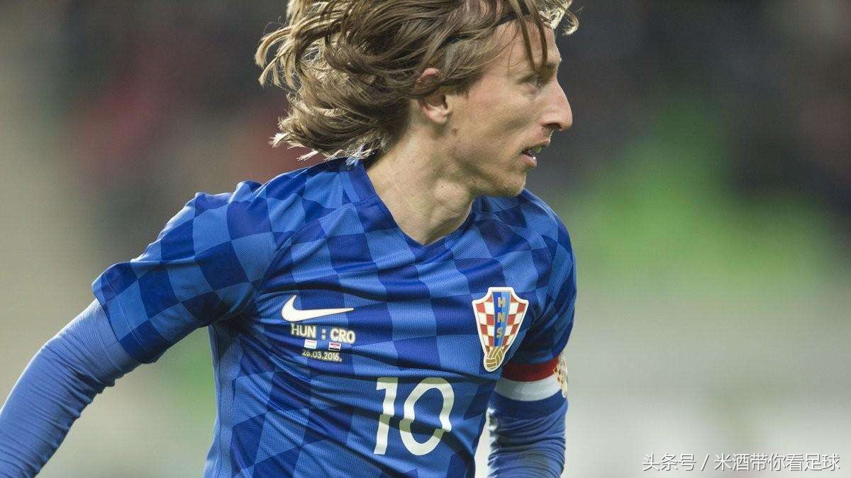 队长袖标蓝色,队长袖标用什么代替