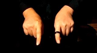 瞬间魔术教程,最简单又让人不可思议的小魔术