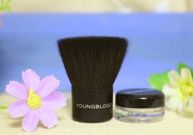 从护肤到化妆用到的东西,从护肤到彩妆的步骤