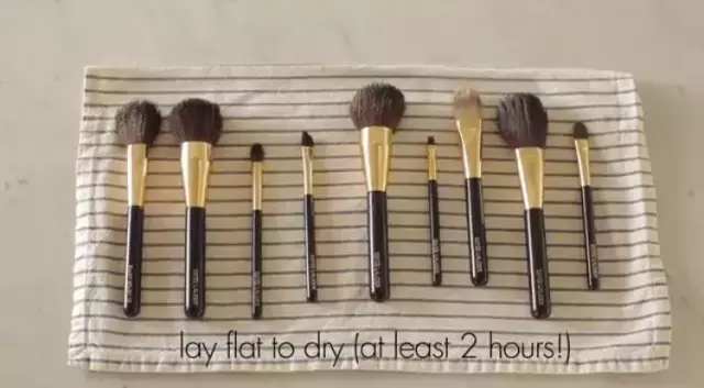 化妆刷怎么消毒,化妆刷清理教程