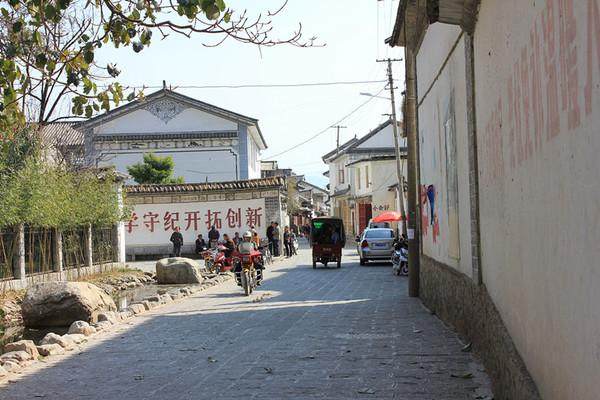 穷游云南1000元以内,穷游云南10天花费多少钱