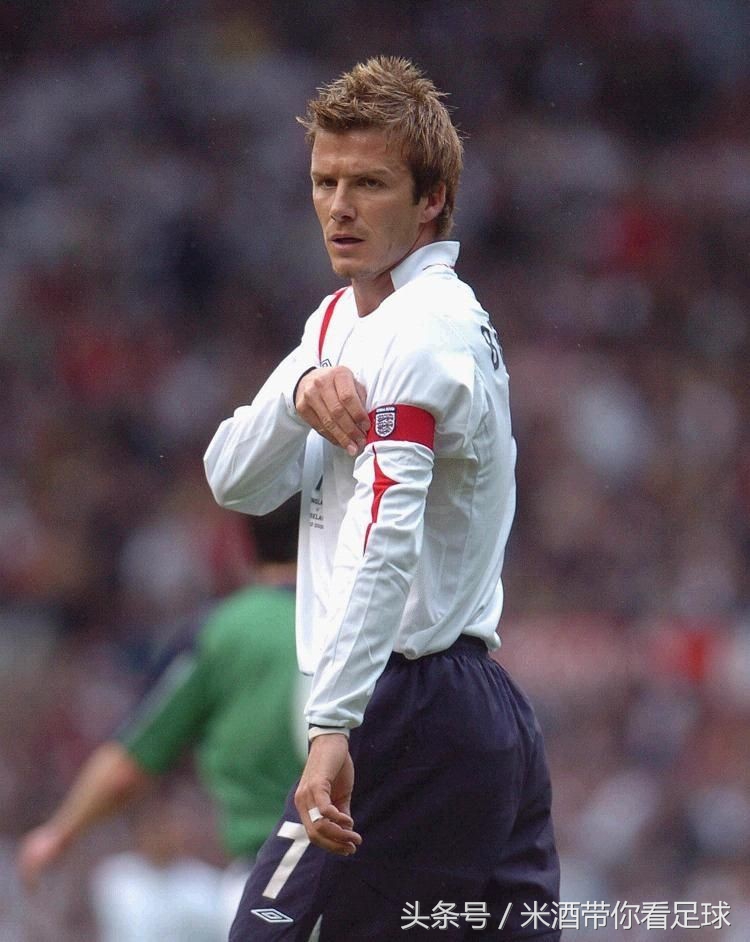 队长袖标蓝色,队长袖标用什么代替