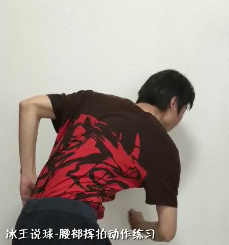 羽毛球引拍挥拍技巧,羽毛球挥拍技巧以及注意事项