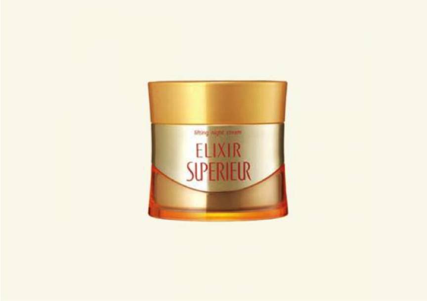 出国旅游必买店铺有哪些,出国旅游购物必买清单