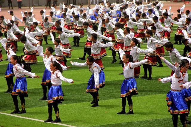 狂欢嘉年华表演,济南市中区小学春季运动会