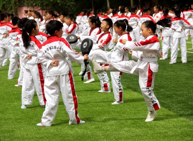 济南市中区小学春季运动会,狂欢嘉年华表演