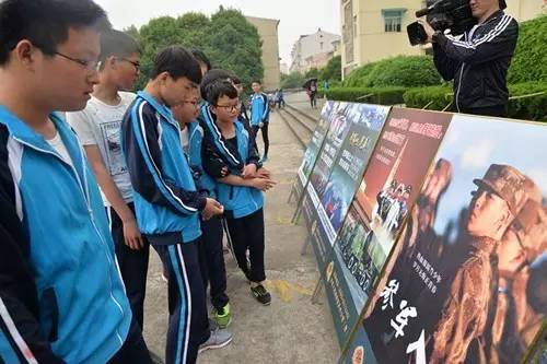 宣传征兵入伍,全国多地开展征兵宣传进校园活动