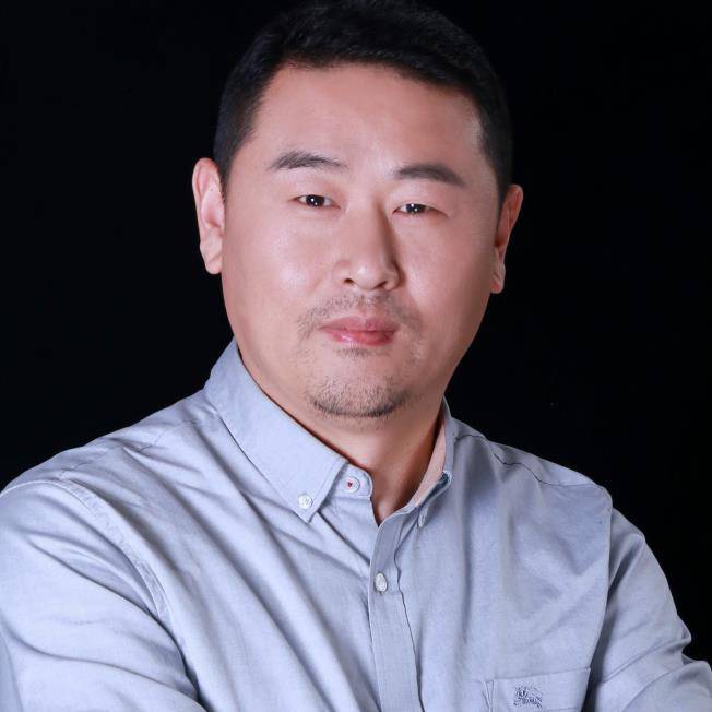 是服务、是坚持、是信仰，他们将企业服务落地生花——致敬2017中国企业服务渠道商年度人物