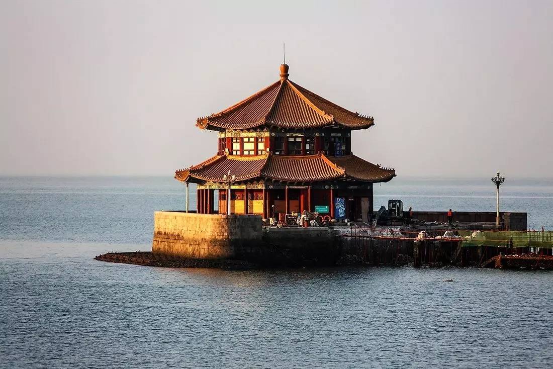 外地人有福了!是谁整理的这本青岛玩乐指南?我要奖励他!