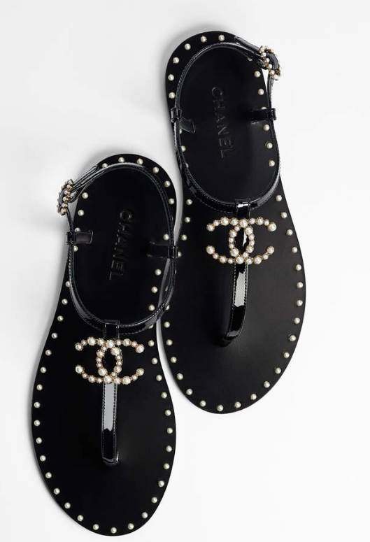 香奈儿4000块钱一双的水晶凉鞋,香奈儿塑料凉鞋