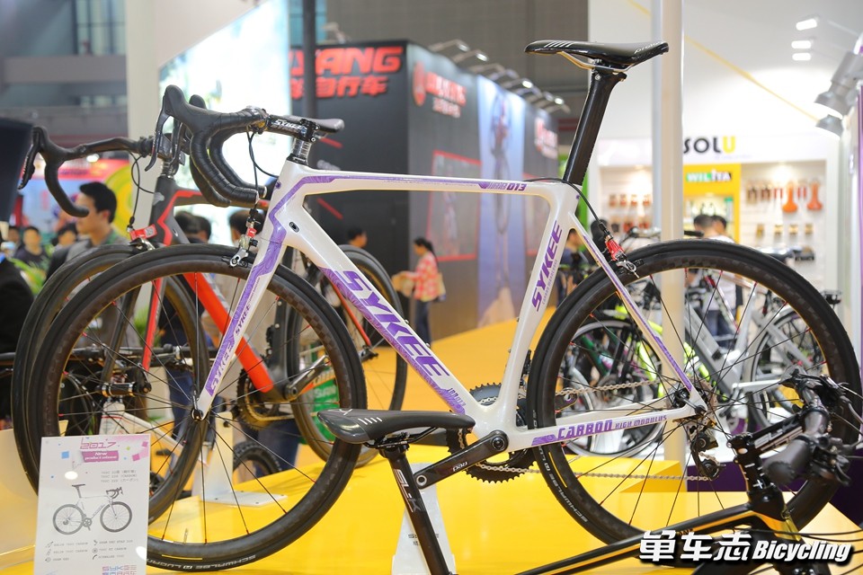 人潮爆拥——2017上海国际自行车展Dayone