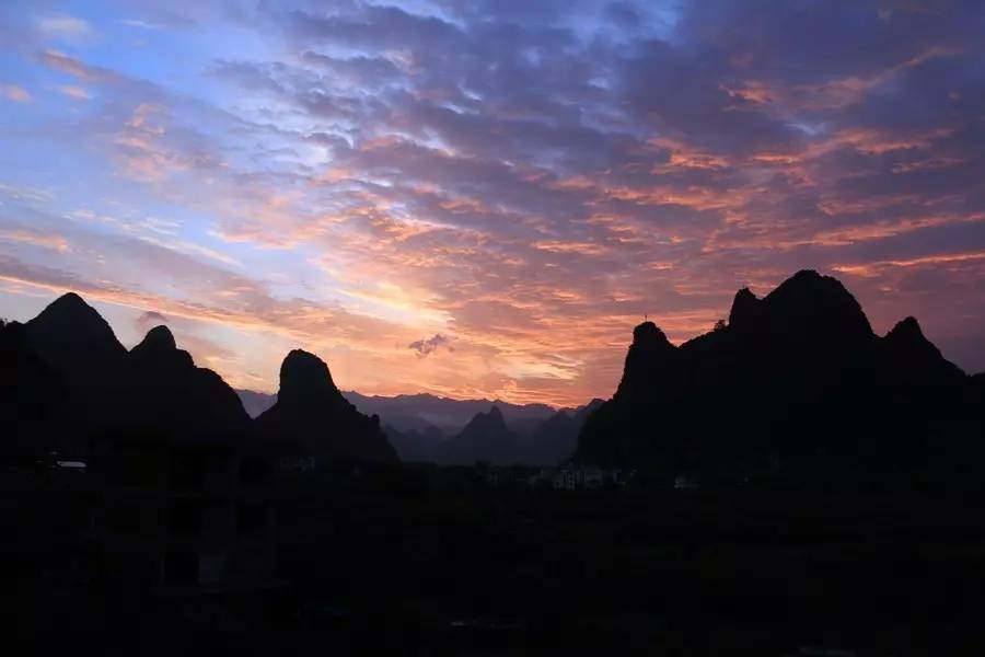 元宝山下,山水云间,悠悠闲云时光,恰好那时我也在