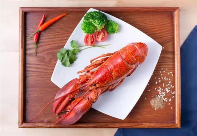 麻辣小龙虾vs蒜蓉小龙虾,中国龙虾之都麻辣小龙虾