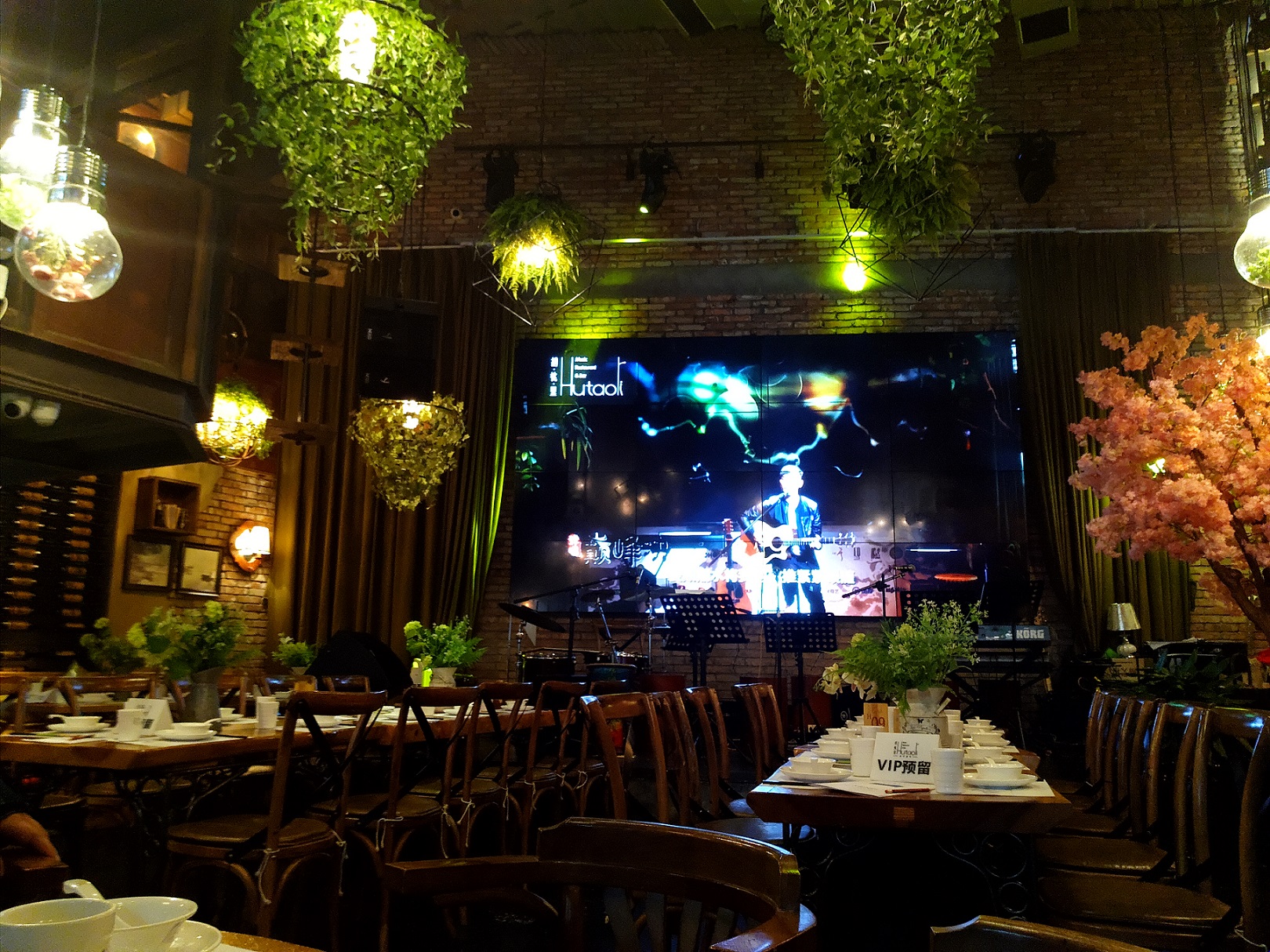 小米5c什么时候出的,小米手机初代价格