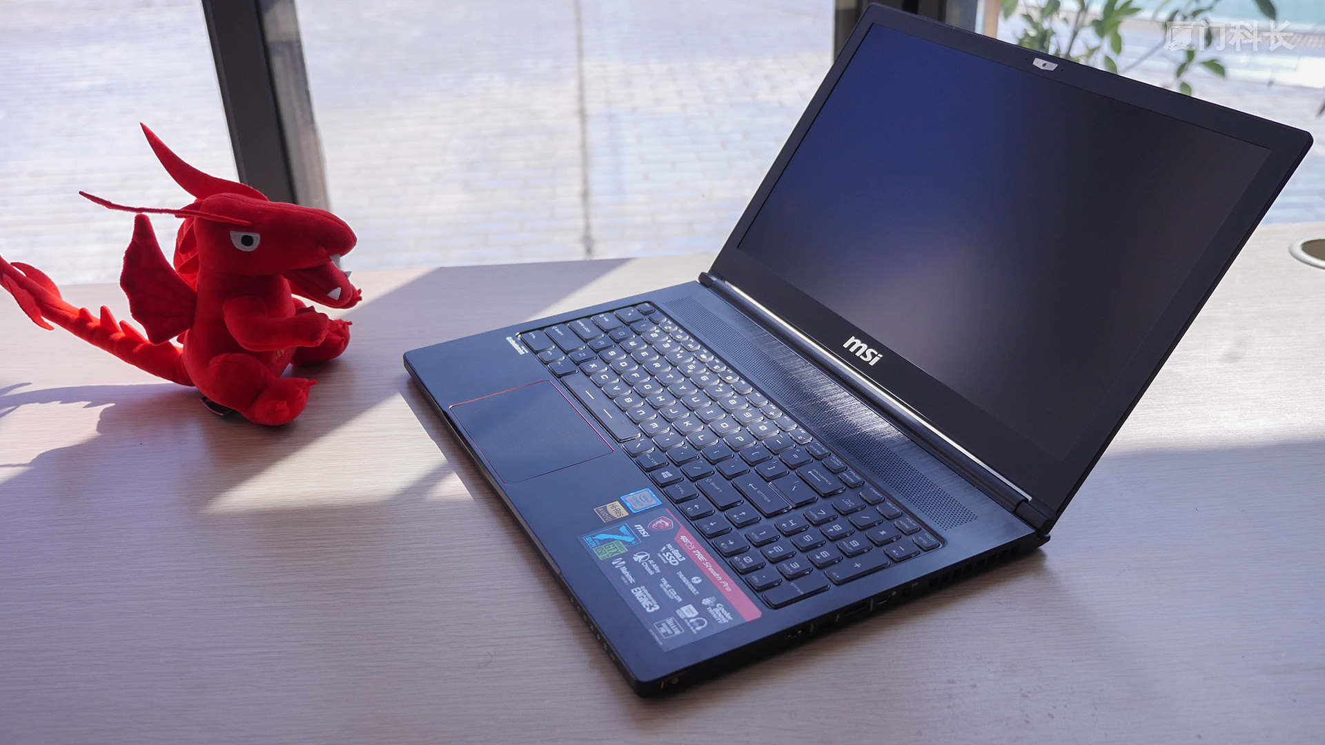 微星gs灯光,微星gs60性能