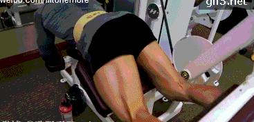 雄壮腿部大肌群加强训练：6个动作增强腿部力量提升运动质量