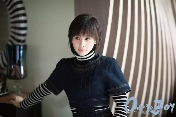 欢乐颂二小包总,欢乐颂2小包总向安迪求婚高甜