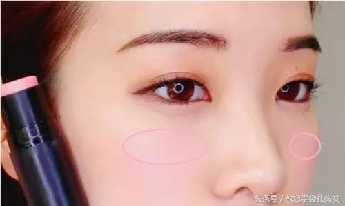 女儿波波头刘海怎么扎起来好看,波波头发型怎么把前面头发扎起来