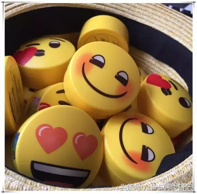 散粉好还是蜜粉饼好用,散粉和蜜粉饼区别