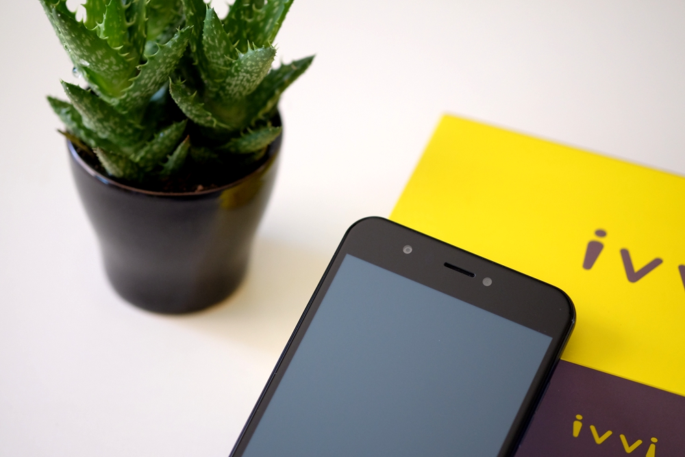 裸眼3d你们有对着手机这么玩么,手机黑科技裸眼3d技术