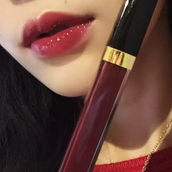 年轻前卫高定ysl美妆强势来袭,祖玛珑遮瑕