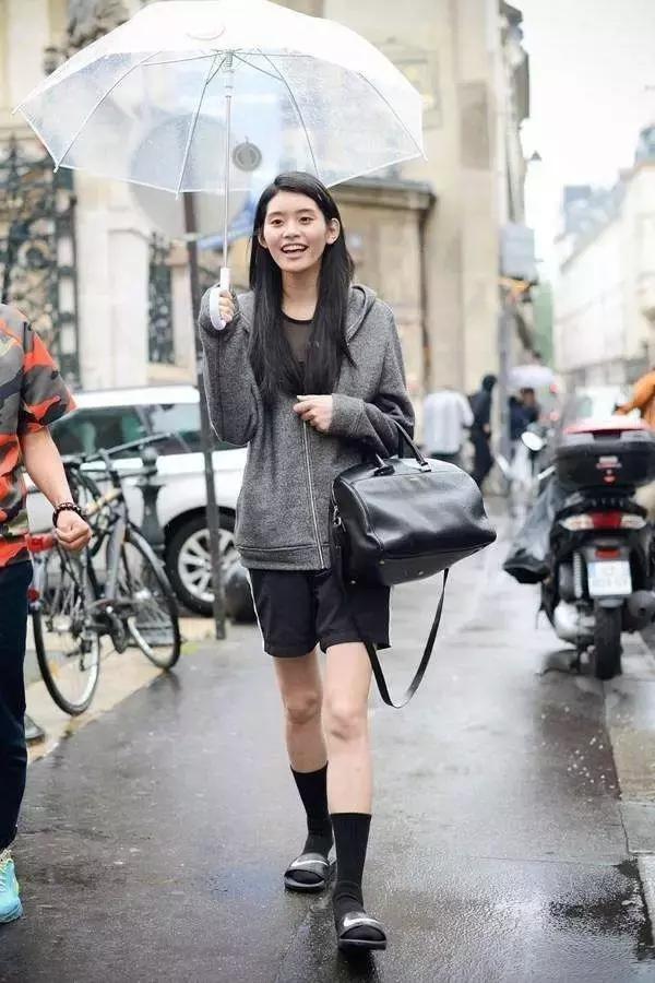 9块9包邮拖鞋搞笑评论,9块9包邮拖鞋