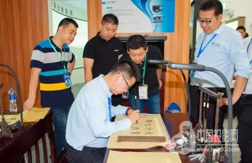 羿飞与视美乐携手亮相第72届中国教育装备展