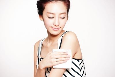 化妆品过敏肌肤如何快速解决,如何判断自己对化妆品过敏