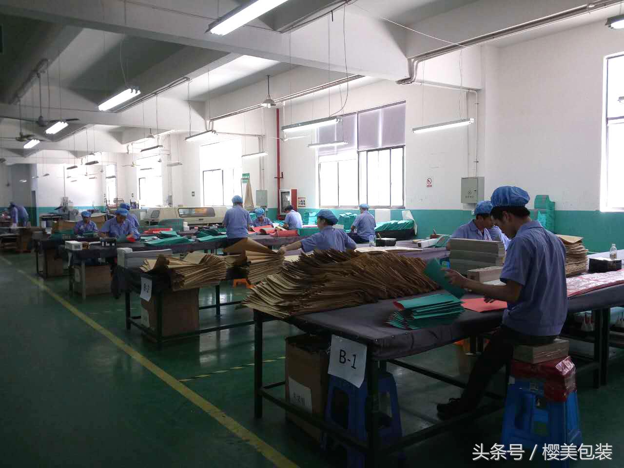 月饼礼盒包装设计高端大气,高档月饼礼盒包装盒设计