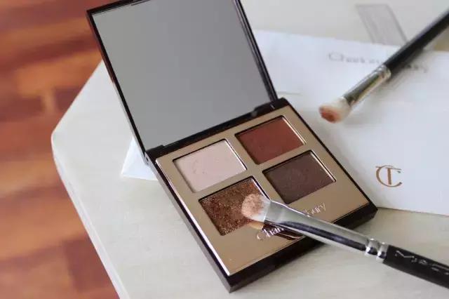 眼影盘推荐网红爆款日常妆,今年火爆的网红眼影盘你有吗