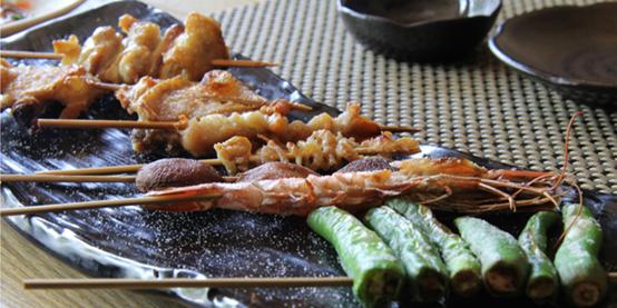 小护士：炎炎夏日怎样减少油腻给胃部释压清除多余油腻！