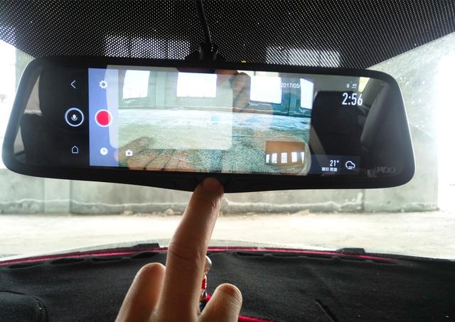 给我一个飞吻歌词,给我一个飞吻英文