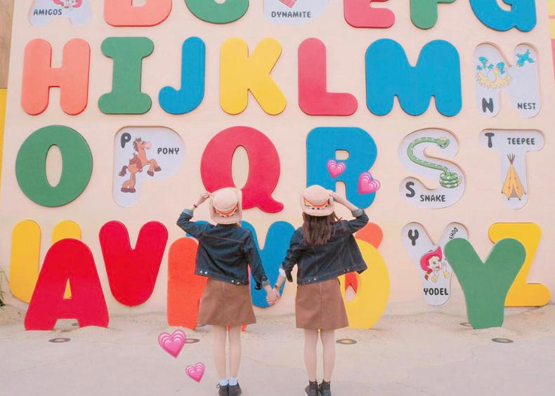 迪士尼双子穿搭,迪士尼穿搭情侣装