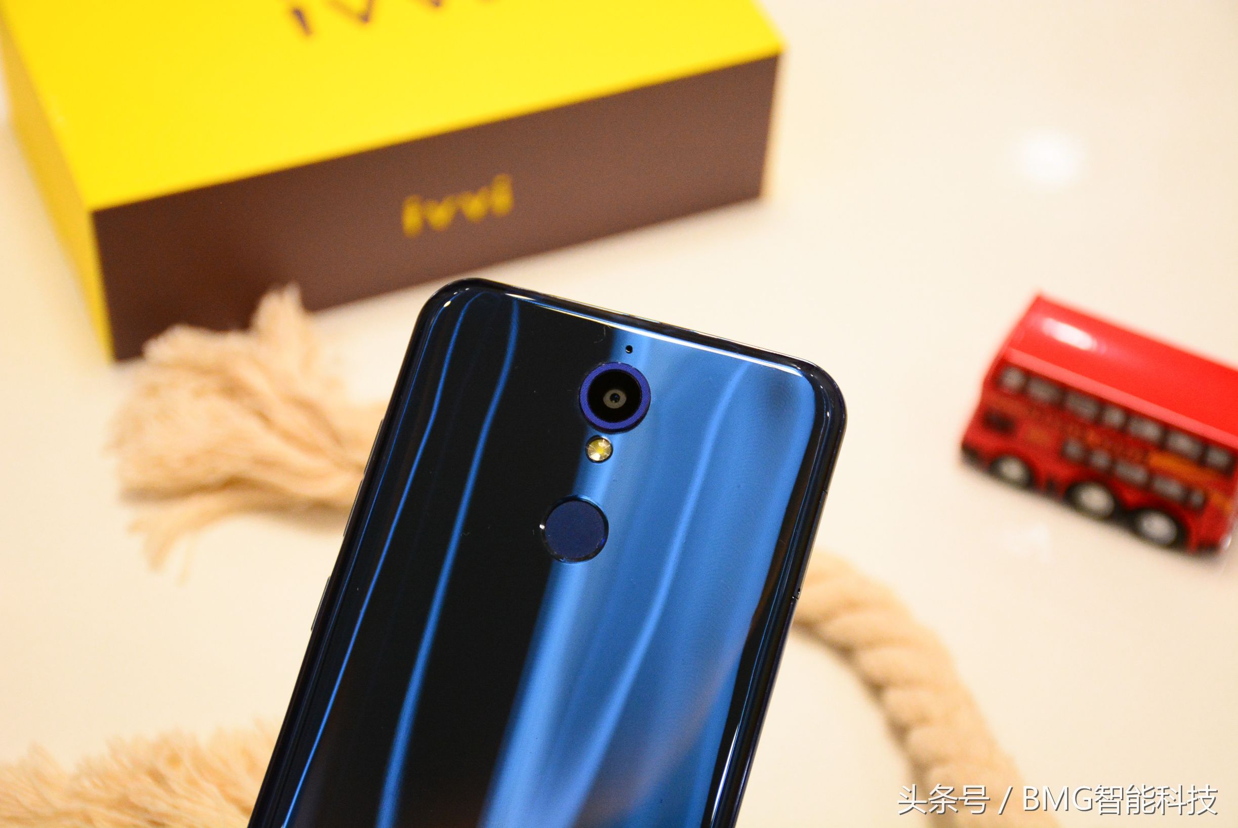 ivviK5裸眼3D手机深度评测:岂止裸眼3D?别的也不赖